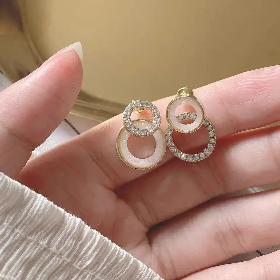 Mays earing
