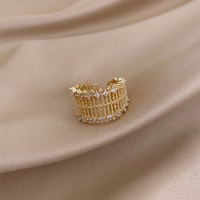 Mays ring