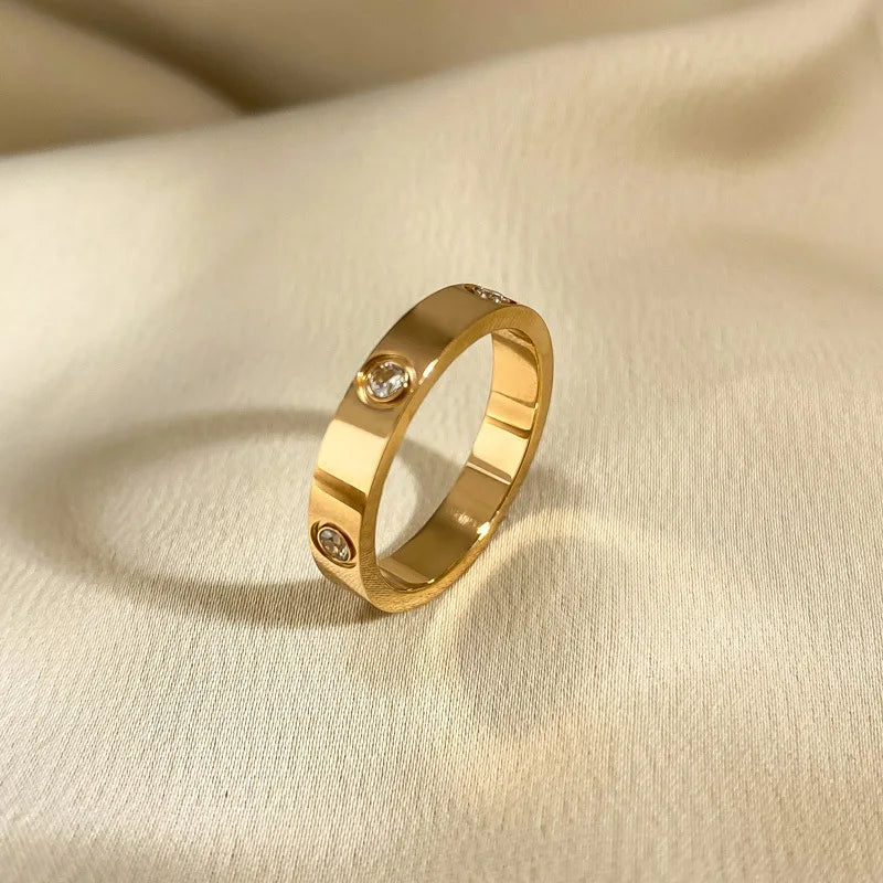 Mays ring