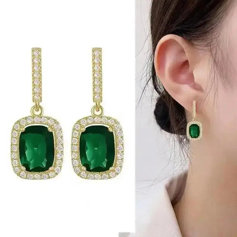 Mays earing