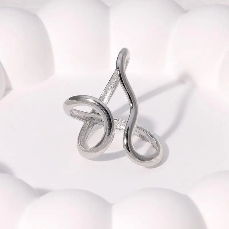 Envenity ring