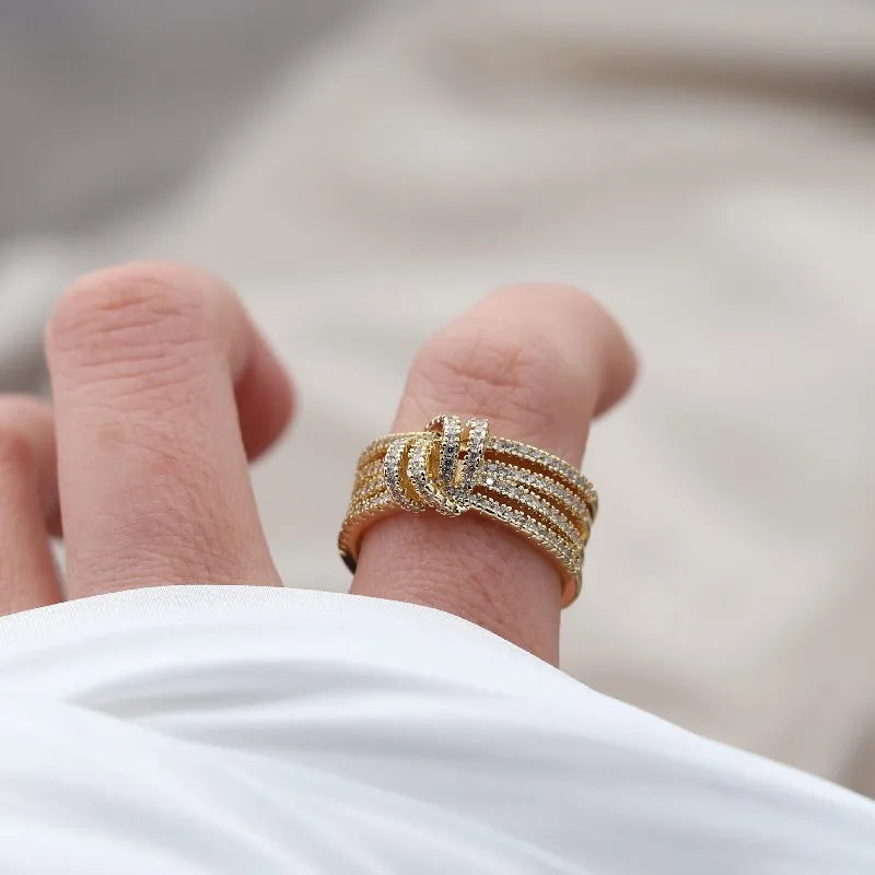 Mays ring