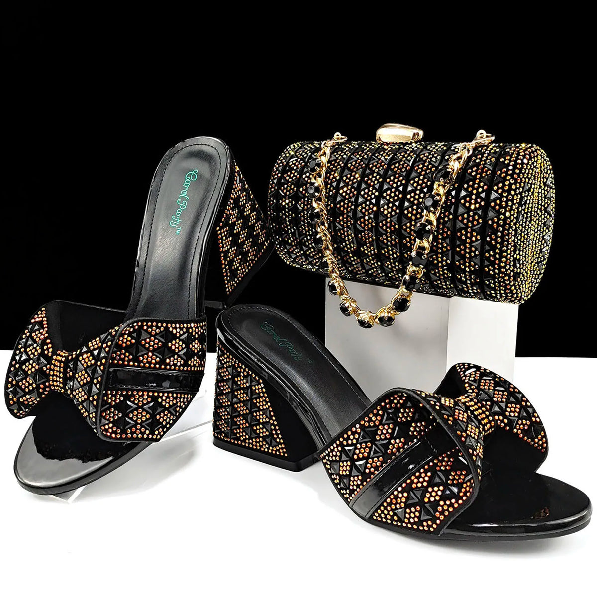 QSGFC Italian Fashion Banquet Shoes and Bags African Women's Hand Bags with Rhinestone Decoration and Women's High Heels
