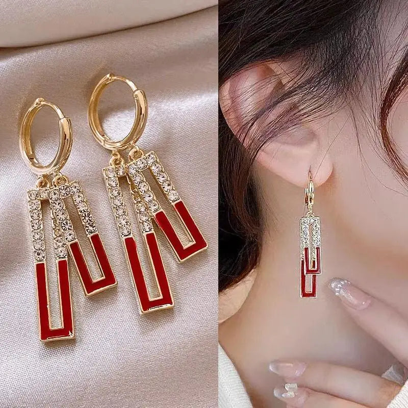 Mays earing