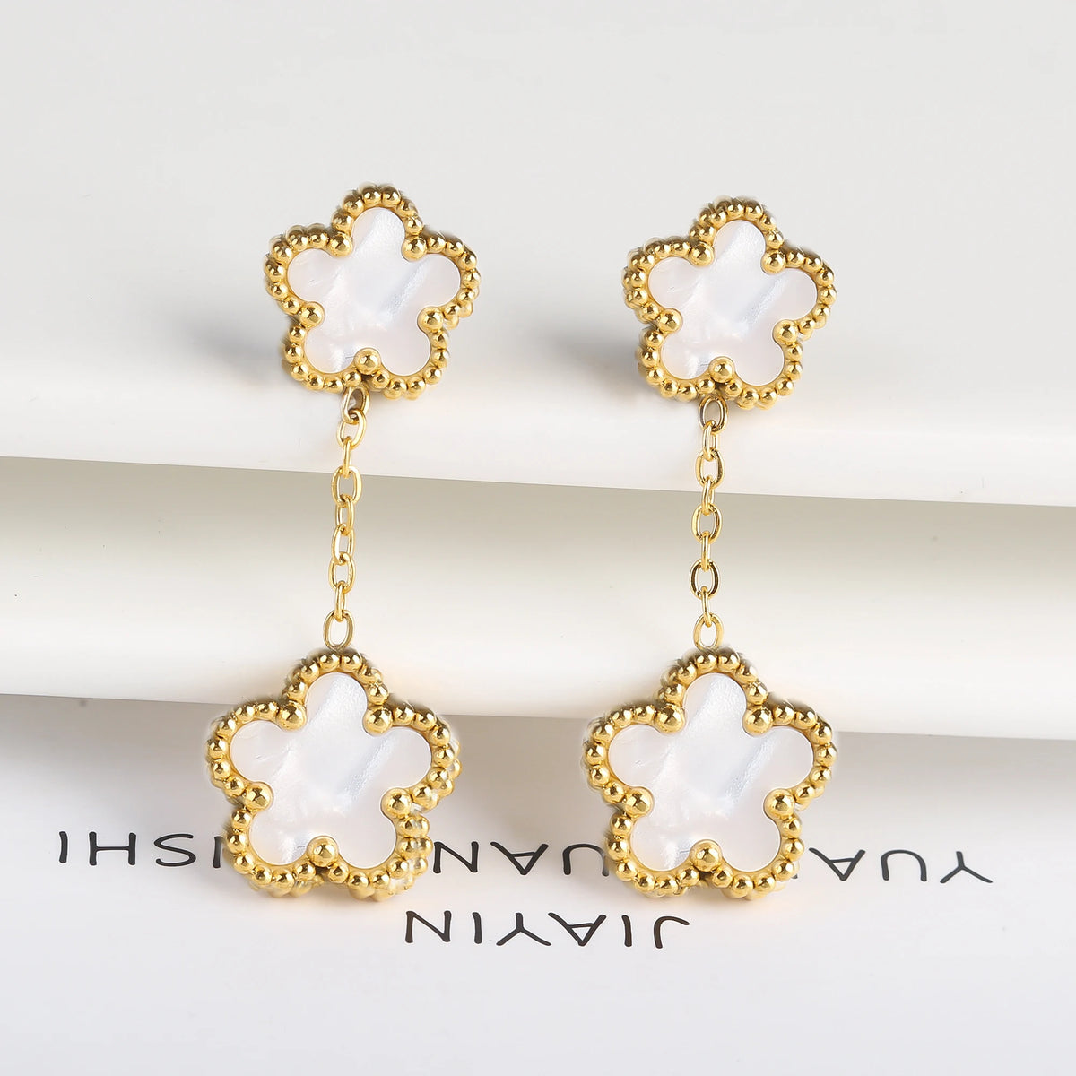 Mays accessories