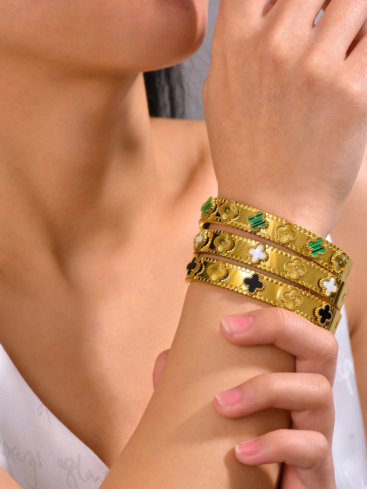 Leaf Clover bracelet
