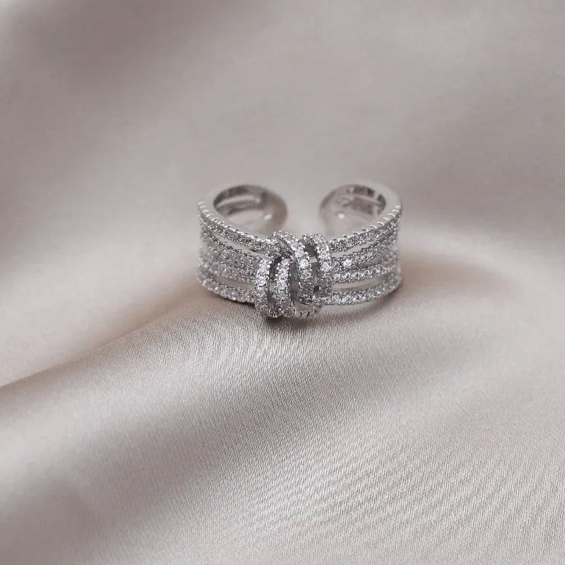 Mays ring