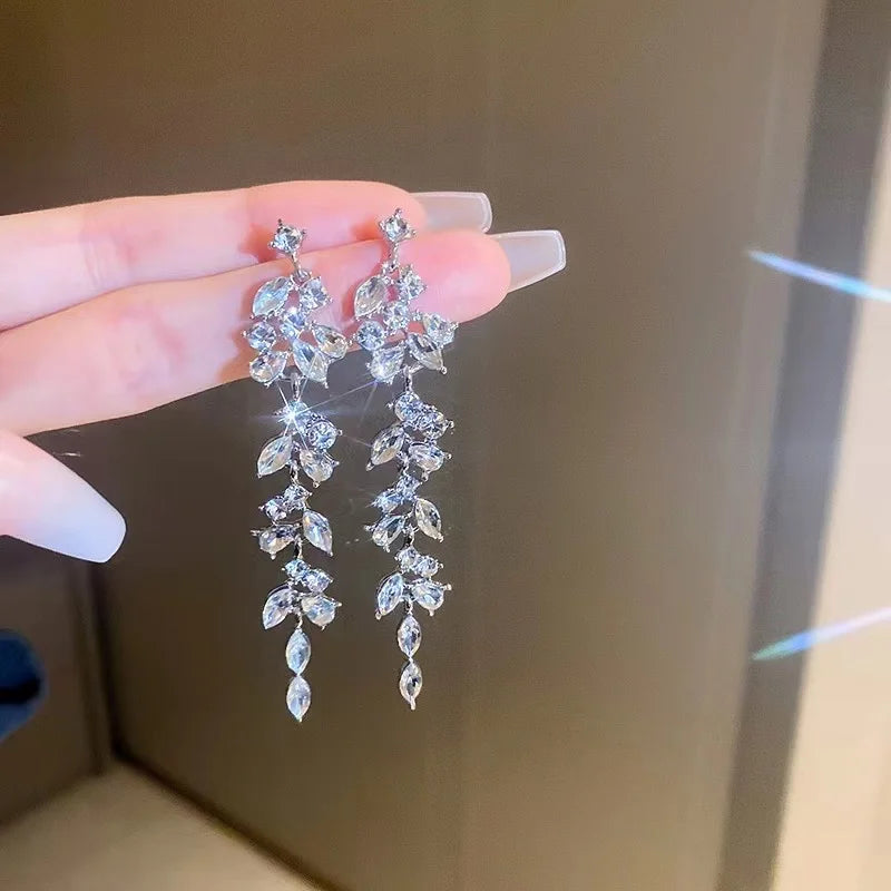 New Fashion Trend Unique Design Elegant Delicate Light Luxury Zircon Shell Scalloped Earrings Women Jewelry Party Premium Gift