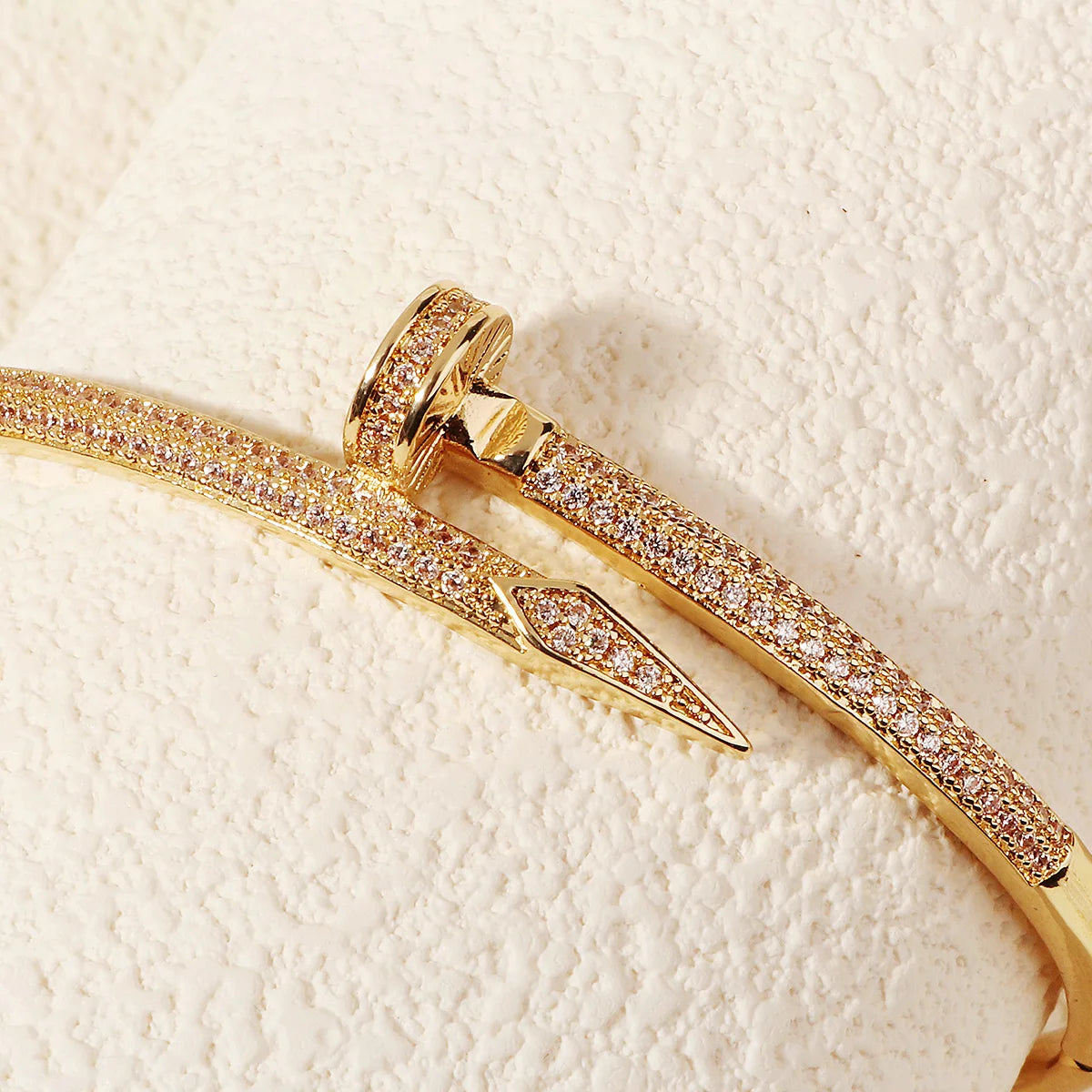Mays accessories