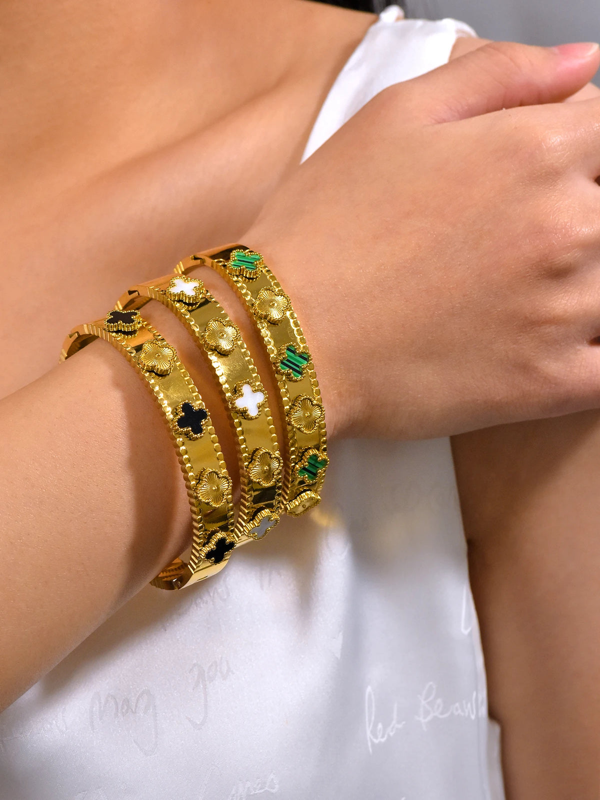 Leaf Clover bracelet