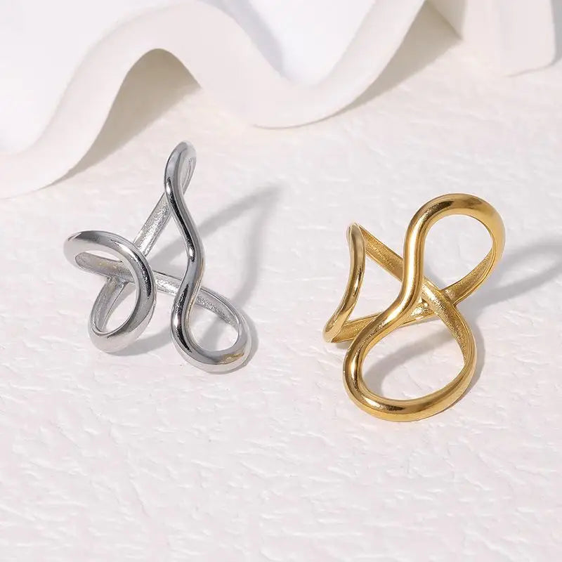 Envenity ring
