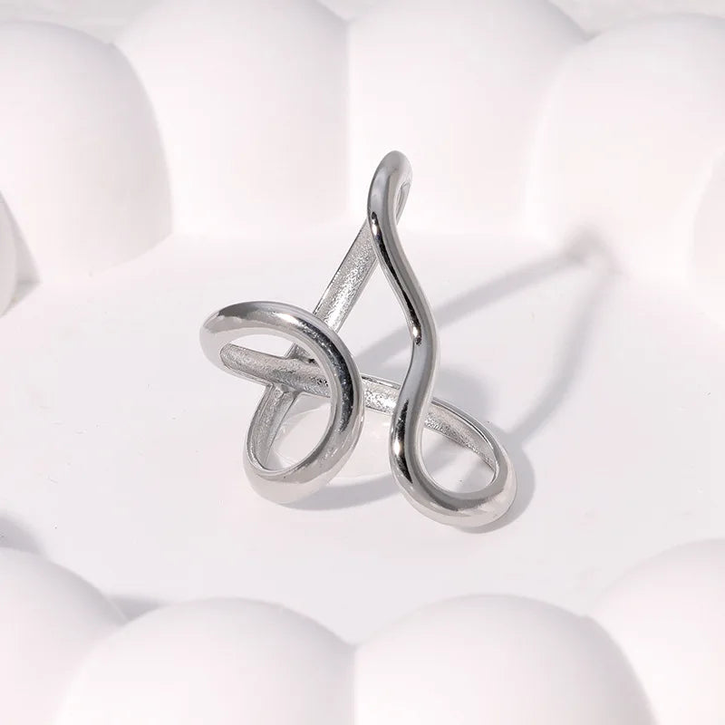 Envenity ring