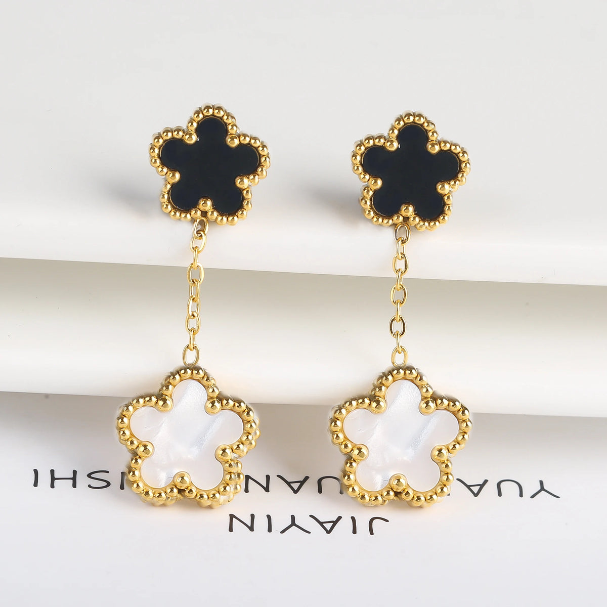 Mays accessories