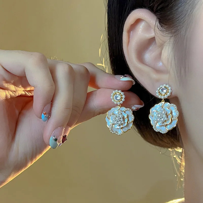 Mays earing