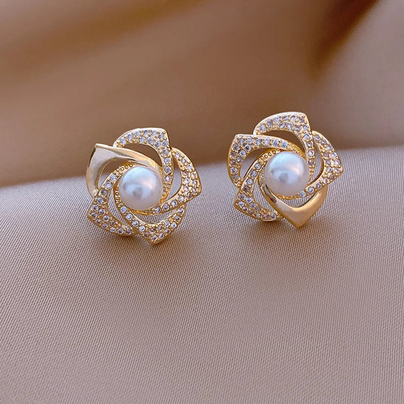 Mays earing