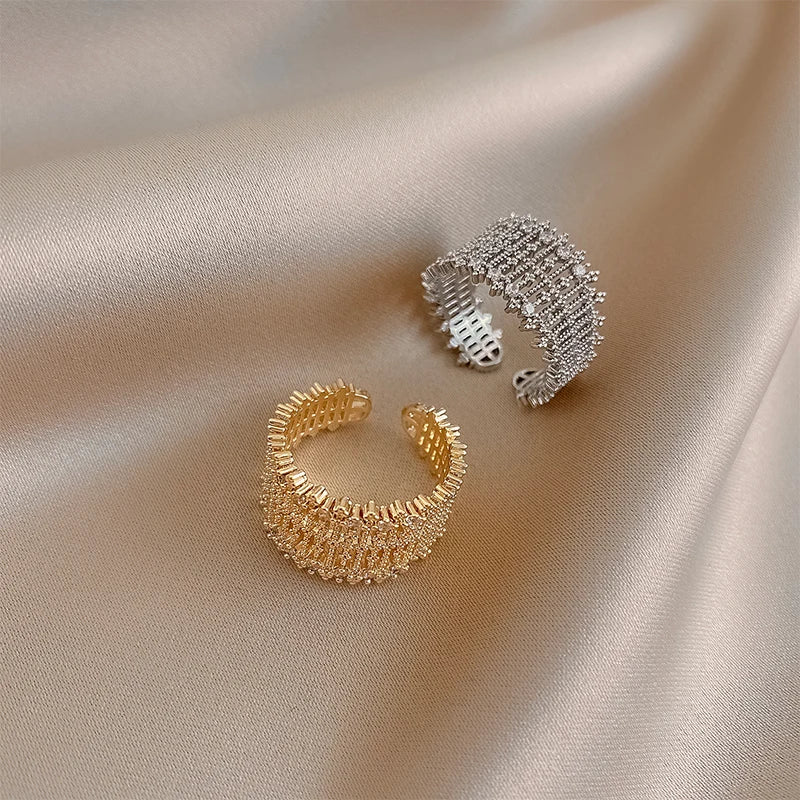Mays ring