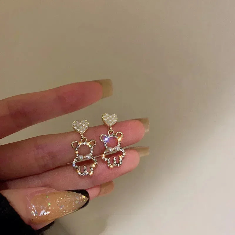 Mays earing