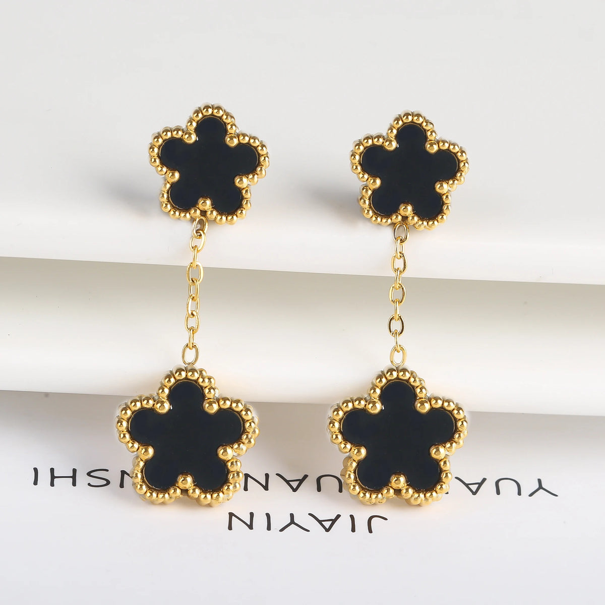 Mays accessories