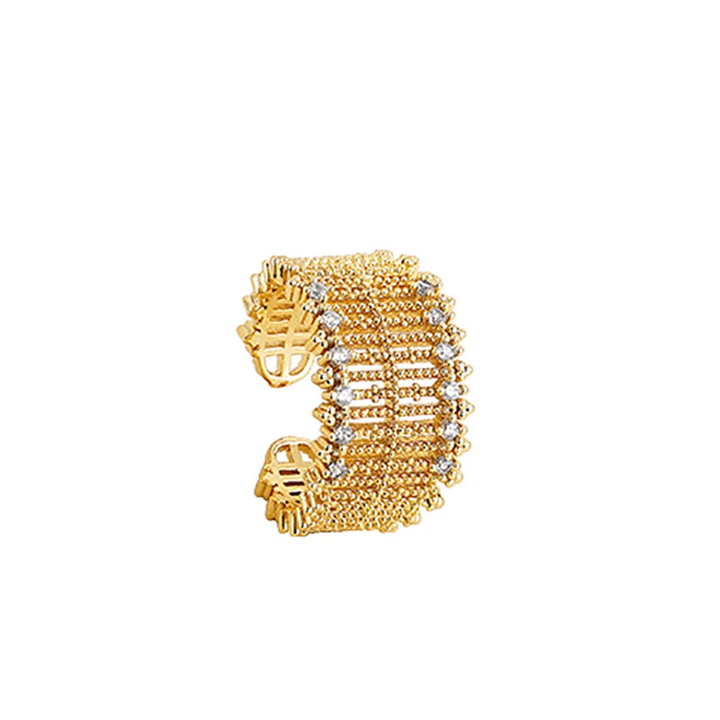 Mays ring
