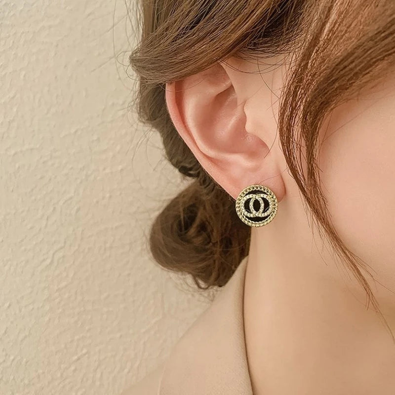 Mays earing