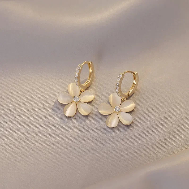 Mays earing