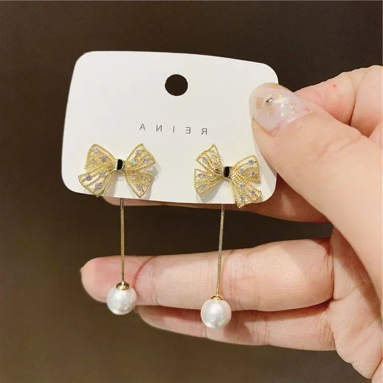 Mays earing