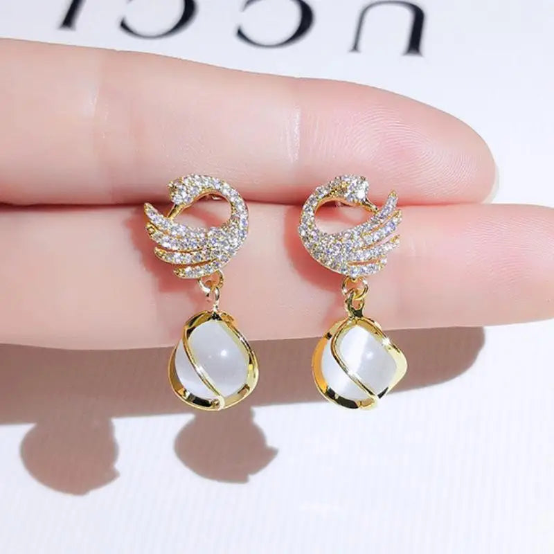 Mays earing