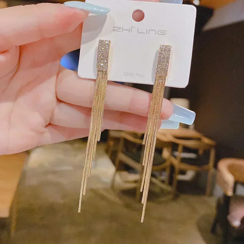 Mays earing