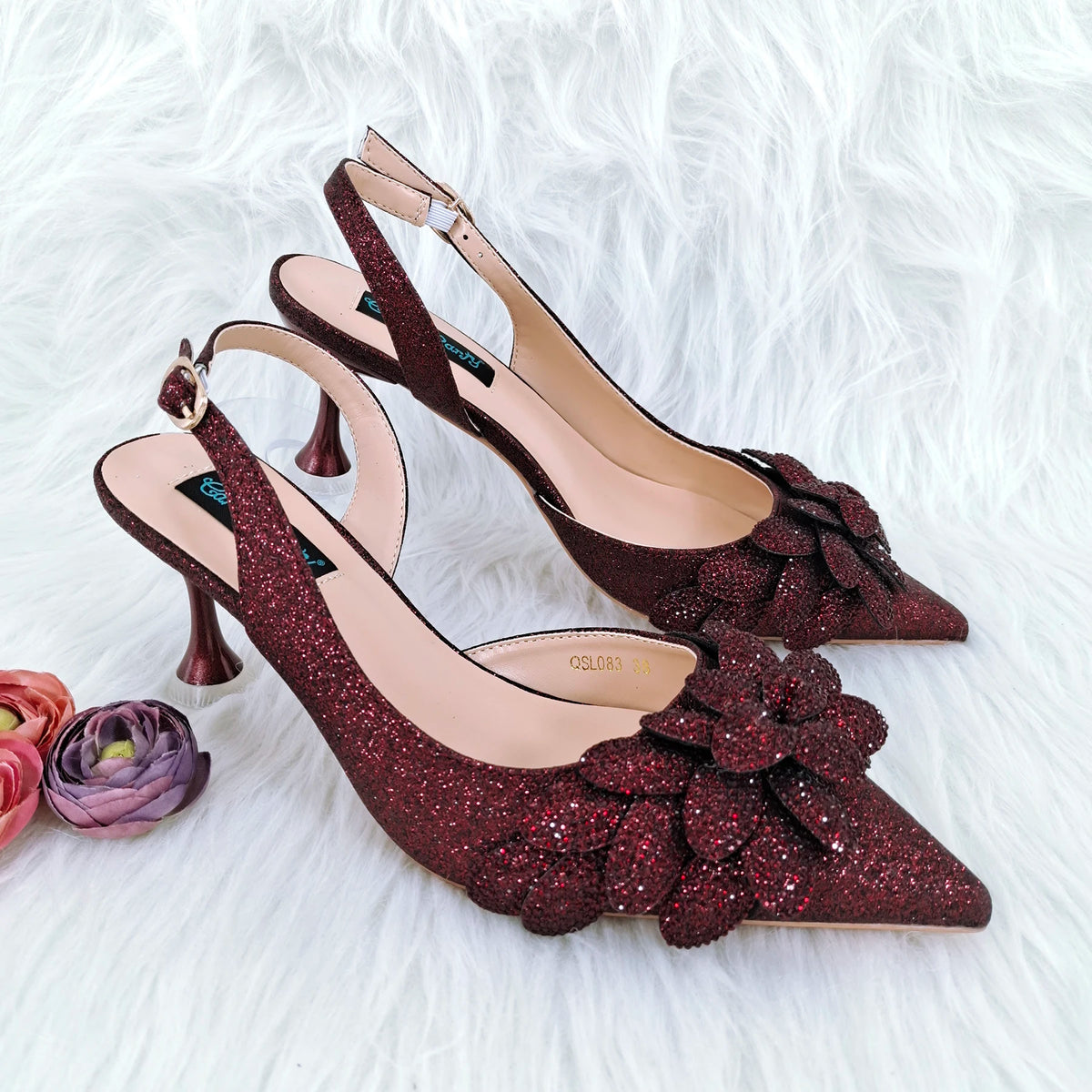 New Nigerian Best Selling Handmade Garland Gag and Shoes Fashionable Elegant Pointed Toe Women's Pumps Crystal Handle Clutch