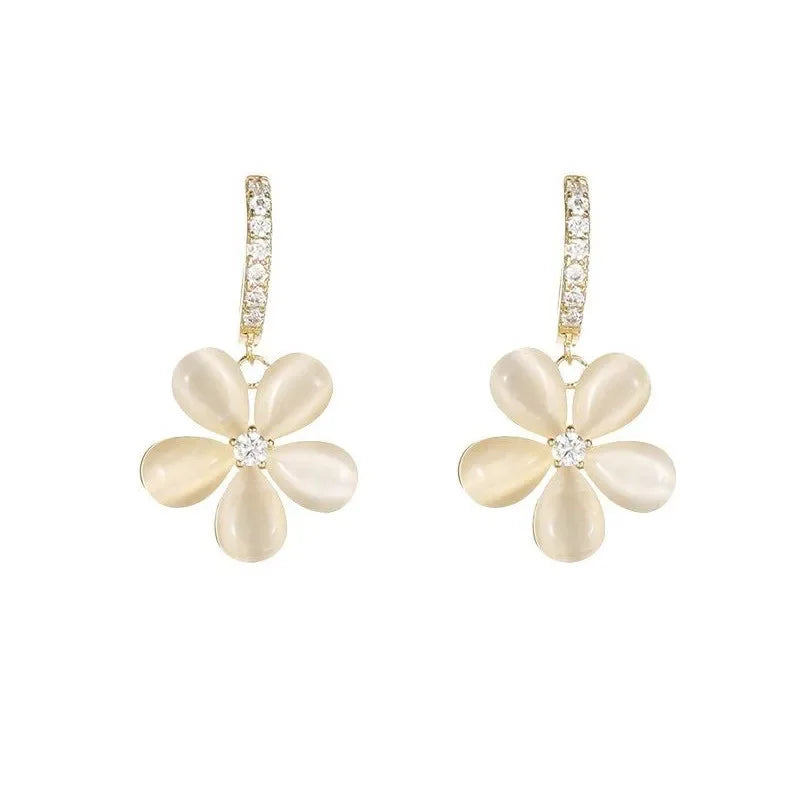 Mays earing