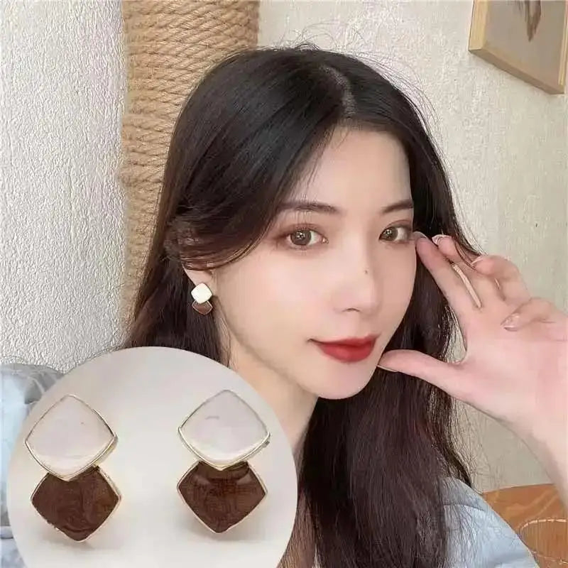 Mays earing