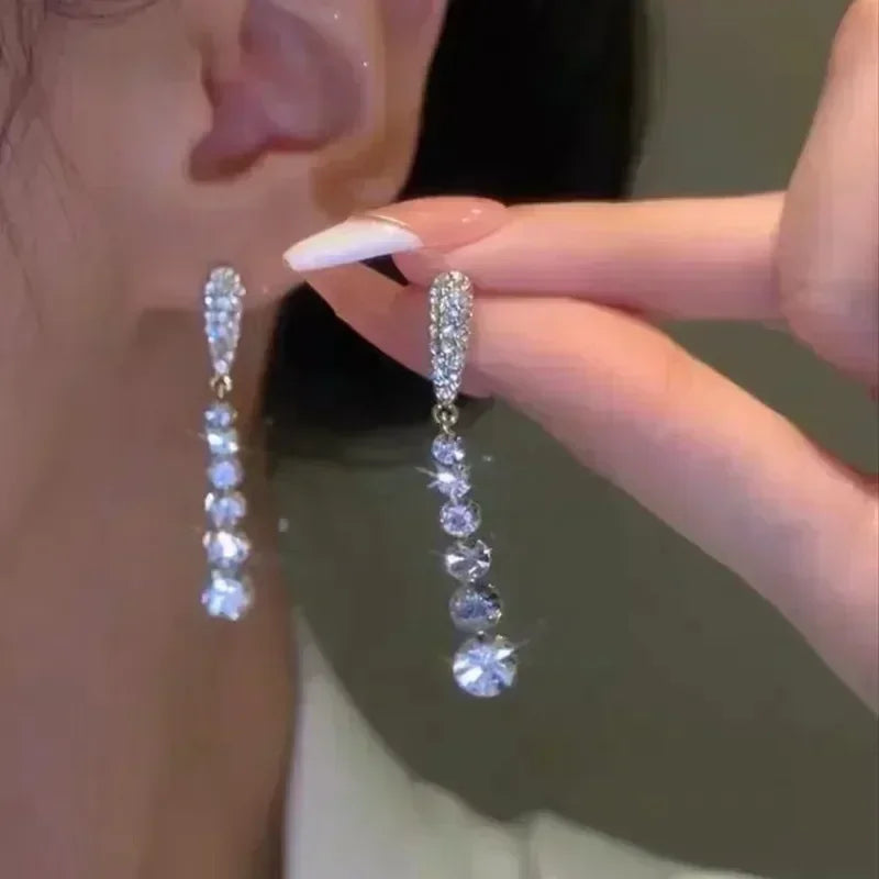 Mays earing