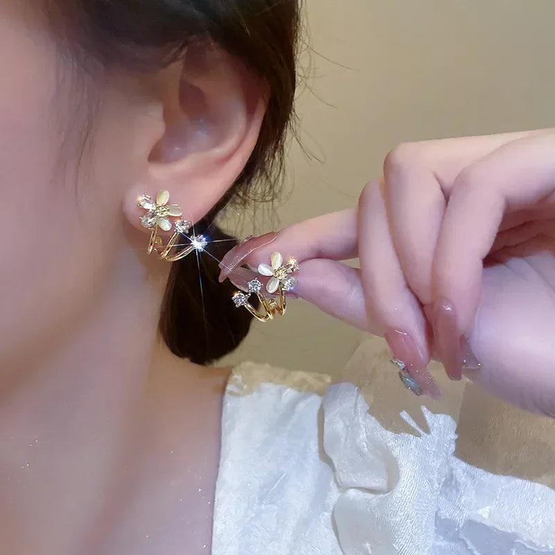 Mays earing